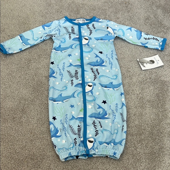 Baby Shark Print Sleep Sack - Picture 1 of 2